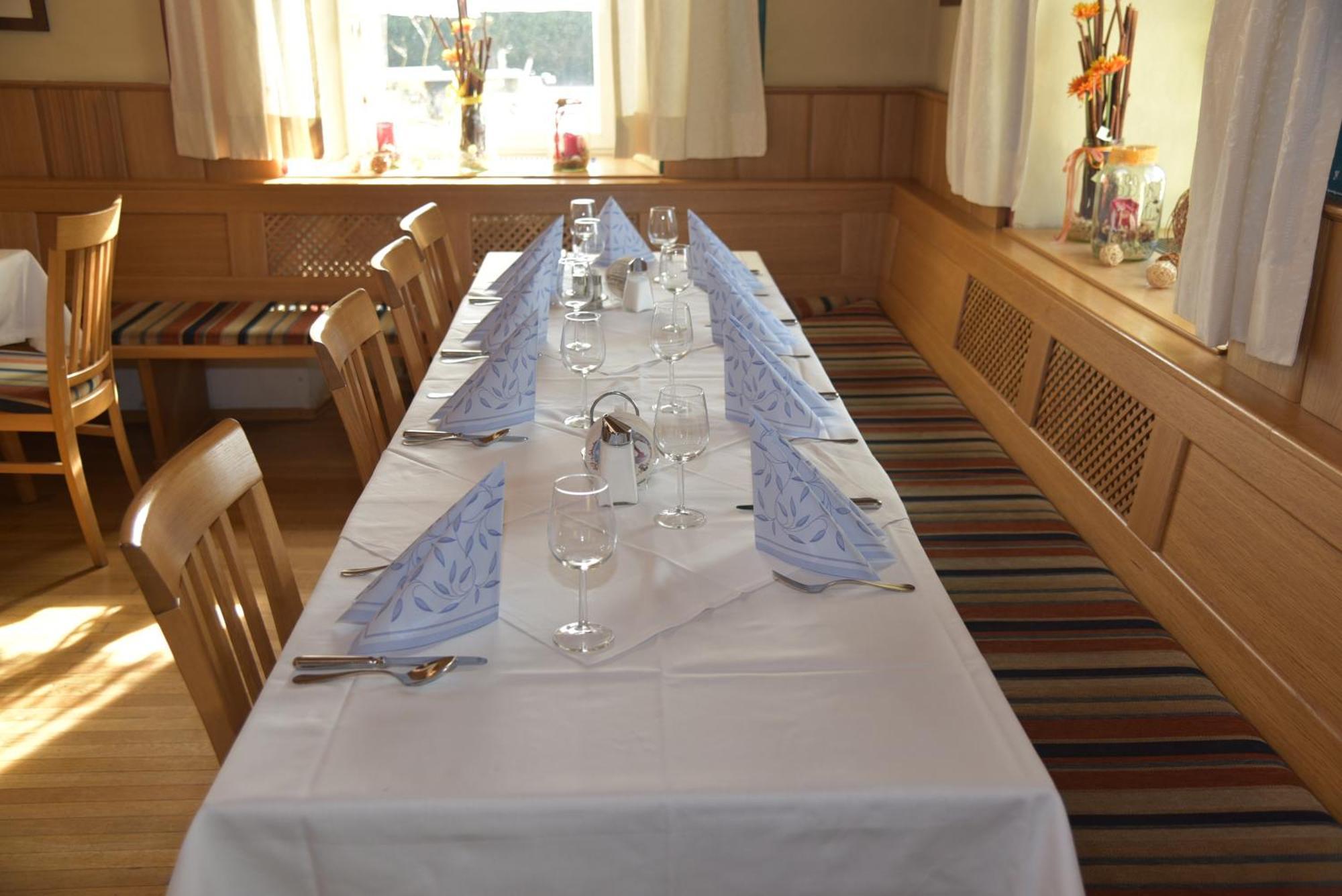 Stiftsgasthof Hochburg Bagian luar foto