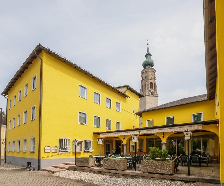 Stiftsgasthof Hochburg Bagian luar foto